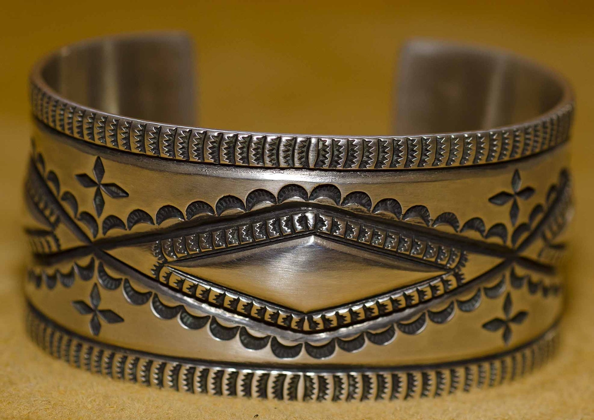 Thomas Curtis Vintage  Native American Bracelet