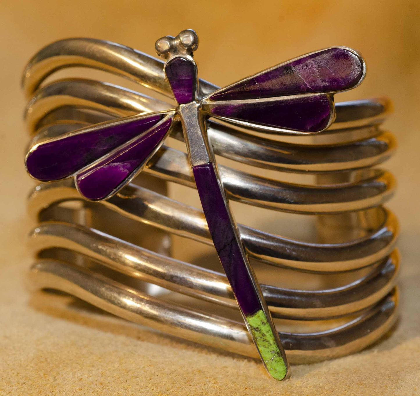 Na Na Ping Sugalite Dragonfly Bracelet