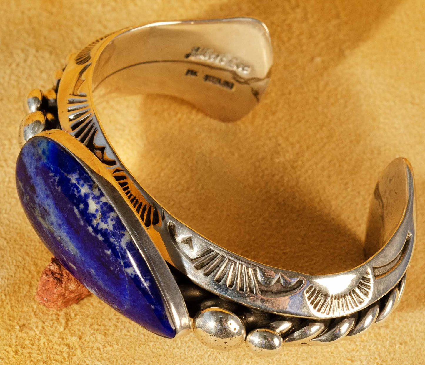 Albert Lee, Lapis Bracelet