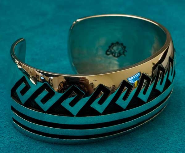 Native american Bracelet by Berna and Anderson Koinva